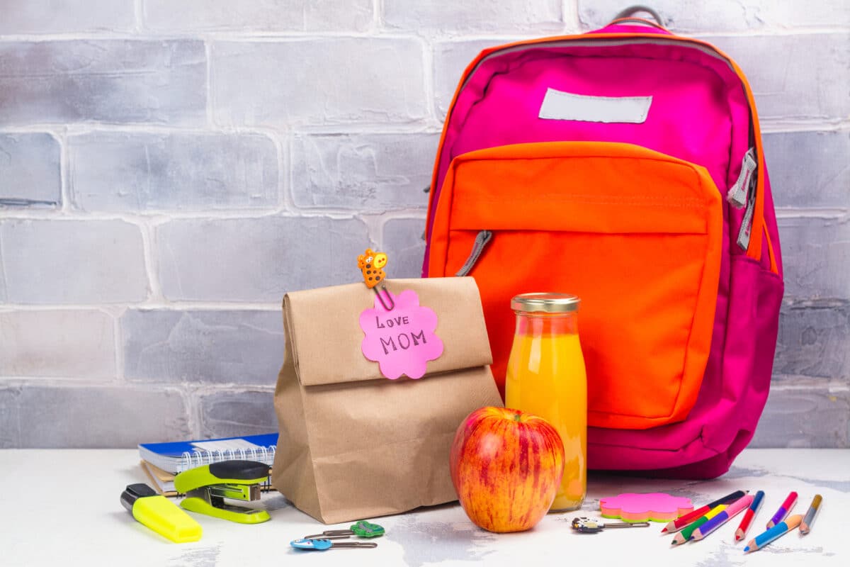 Making healthy school lunches fun with notes and stickers